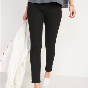 Old Navy Rockstar Super Skinny Mid Rise Jeans (00)